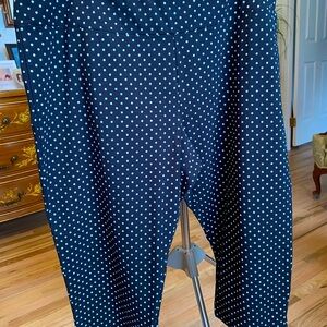 Kim Rogers curvy, polkadot capris size 3X: brand new with tags